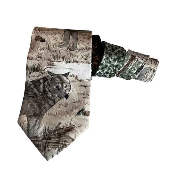 Animal Tracks Other - VTG Animal Tracks Watchful Wolves 1995 Lynell LW Bradshaw Novelty Necktie Mens
